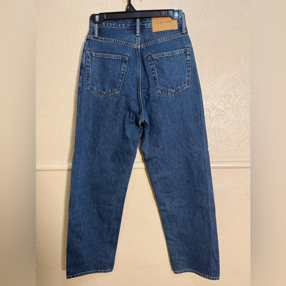 Calvin Klein Twisted Hem Retro Fit High Rise Jeans 27” inseam size 24 NWT - Picture 7 of 10